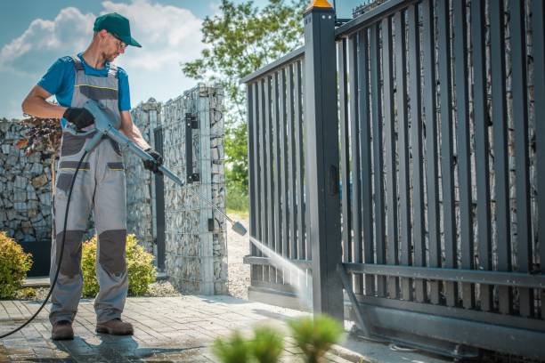 Best Gutter Cleaning  in Loudonville, OH
